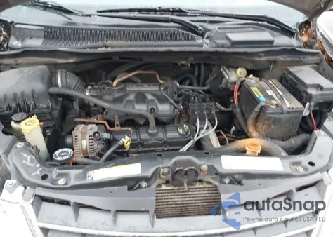 2010 Chrysler Town & Country Touring from USA, damaged, VIN 2A4RR5DXXAR148854